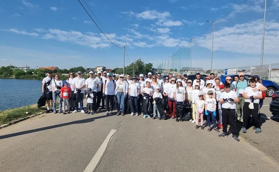 Klarwin și Teva au lansat proiectul de ecologizare „Redăm Verdele Naturii”, cu sprijinul organizației „Let’s do it, România!”